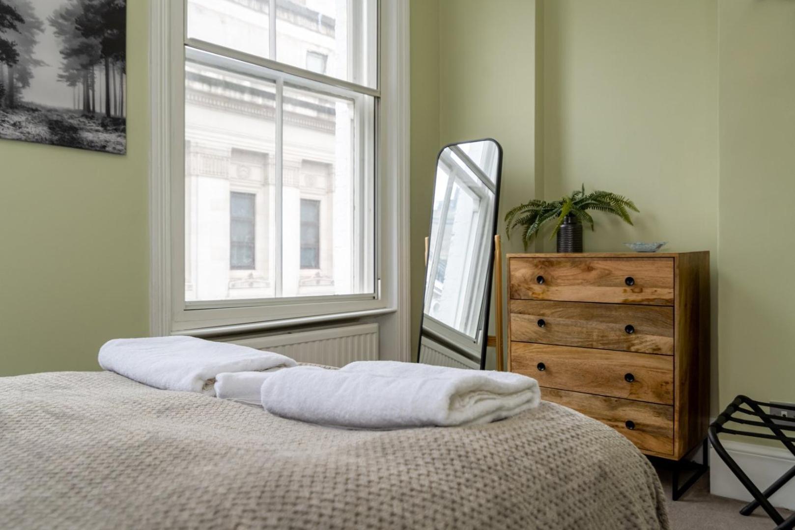 Guestready - Stunning Covent Garden 2Br Duplex Lägenhet London Exteriör bild